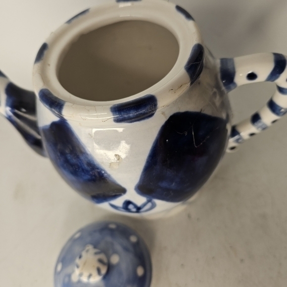 Anthropologie vintage blue and white Asian teapot - Picture 4 of 4